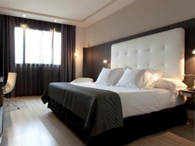 фото отеля Maydrit Hotel