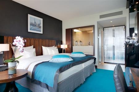 фото отеля Radisson Blu Hotel Hamburg