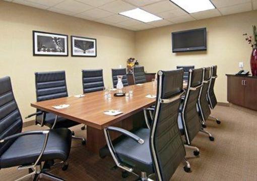 фото отеля Sleep Inn & Suites Rogers (Minnesota)