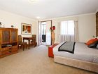 фото отеля BEST WESTERN Tudor Motor Inn