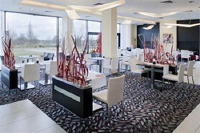 фото отеля Holiday Inn Prague Airport