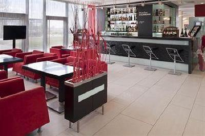 фото отеля Holiday Inn Prague Airport