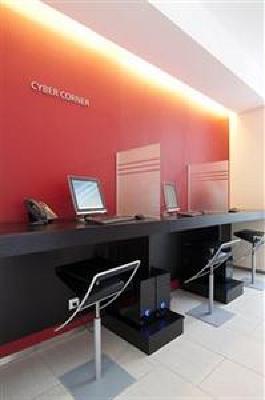фото отеля Holiday Inn Prague Airport