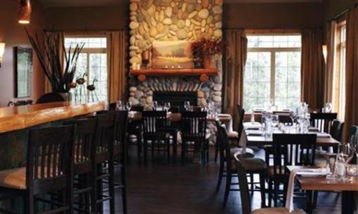 фото отеля The Prairie Creek Inn