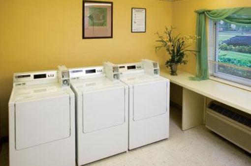 фото отеля Extended Stay America - Miami - Airport - Blue Lagoon
