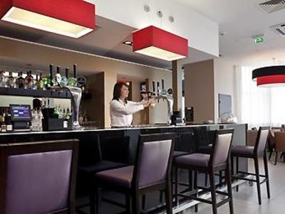 фото отеля Ibis Belfast Queens Quarter