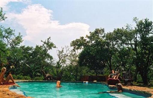 фото отеля Shayamoya Game & Fishing Lodge