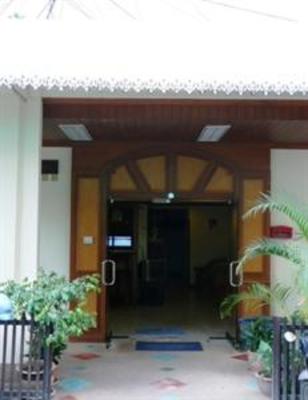 фото отеля Adonis Guest House
