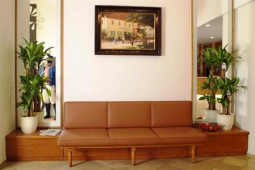 фото отеля Hotel-Gasthof Zur Post Kummersbruck