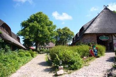 фото отеля Hotel Gutshof Bastorf