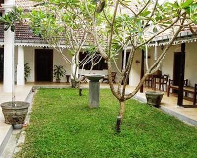фото отеля Robin Hill Suites