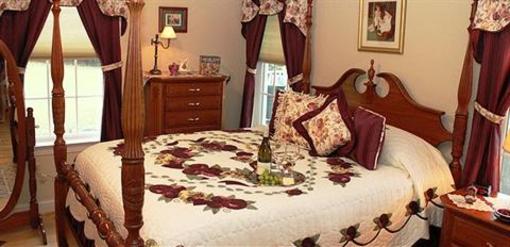 фото отеля The Country Inn At High View LLC
