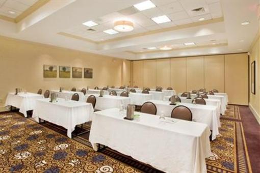 фото отеля Holiday Inn - Gwinnett Center