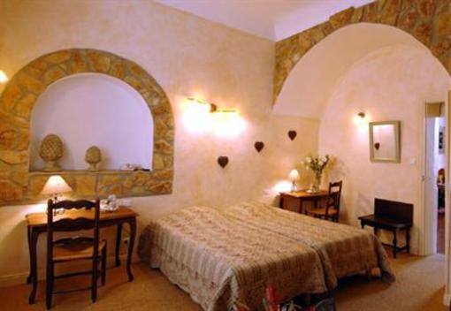 фото отеля Le Manoir Hotel Mornas