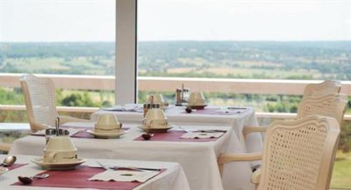 фото отеля Chateau Les Dryades