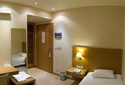 фото отеля Deves Hotel