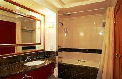 фото отеля Linzhi Cygnet Hotel