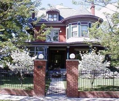 фото отеля Wallace House Bed and Breakfast