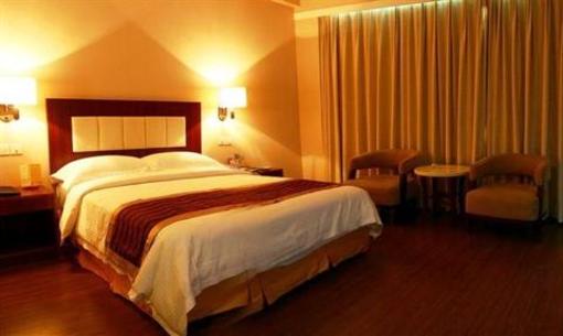 фото отеля Jiakai Crown Hotel