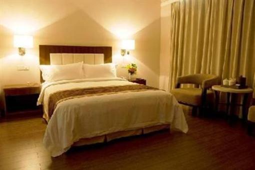 фото отеля Jiakai Crown Hotel