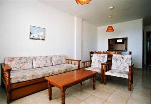 фото отеля Apartamentos Ros Ibiza