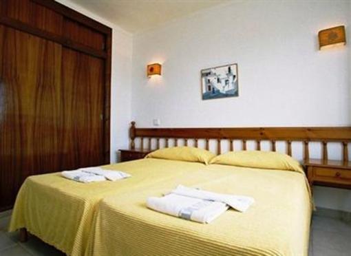 фото отеля Apartamentos Ros Ibiza