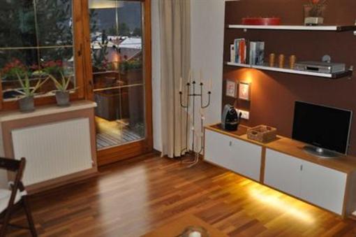 фото отеля Isak Apartment Umhausen