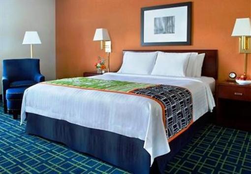 фото отеля Fairfield Inn Manchester-Boston Regional Airport