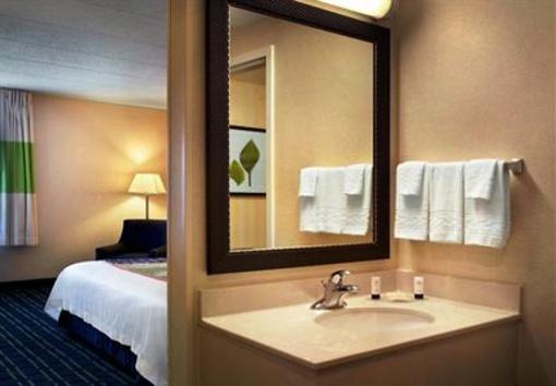фото отеля Fairfield Inn Manchester-Boston Regional Airport