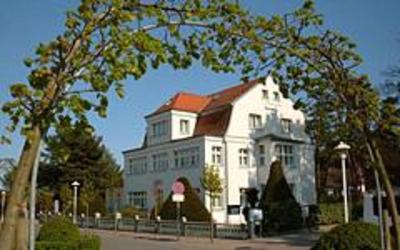 фото отеля Hotel Am Meer Ostseebad Baabe