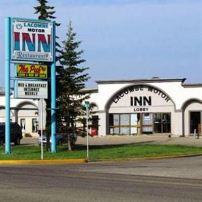 фото отеля Lacombe Motor Inn