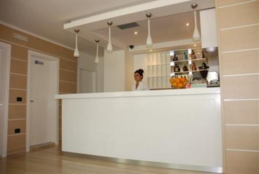фото отеля Hotel Lux Vlore