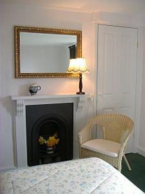 фото отеля Little Larnick Farm B&B Looe