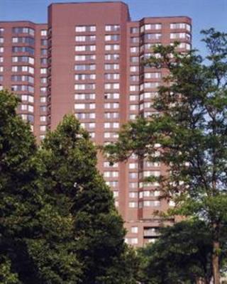 фото отеля Oakwood at Symphony Place