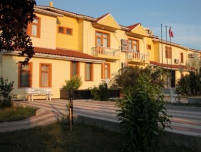 фото отеля Heyamola Resort