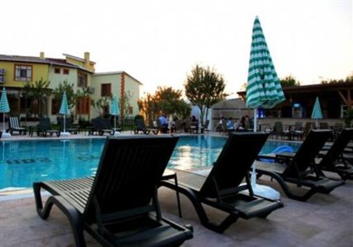 фото отеля Heyamola Resort