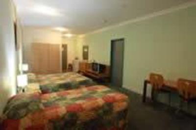фото отеля M1 Motel Caboolture