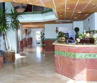 фото отеля L'Hotelet Hotel Cambrils