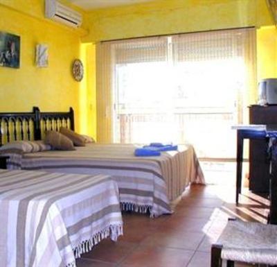 фото отеля Hostal Don Peque