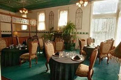 фото отеля Courtland Hotel