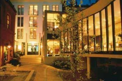 фото отеля Best Western Premier Hotel Domicil Bonn