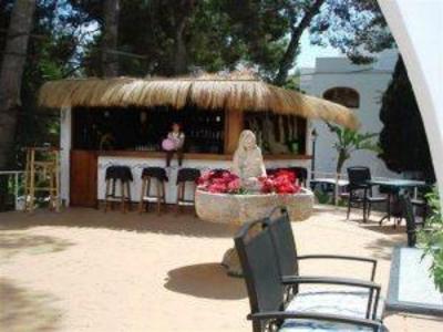 фото отеля Hostal Talamanca Santanyi