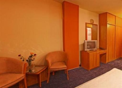 фото отеля Hotel Torontal Timisoara