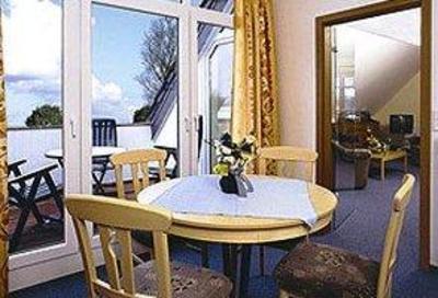 фото отеля Hotel Waldfrieden Bad Zwischenahn