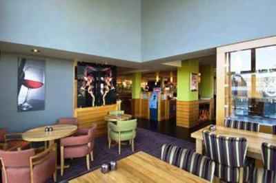 фото отеля Premier Inn Newton Abbot