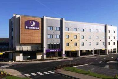 фото отеля Premier Inn Newton Abbot