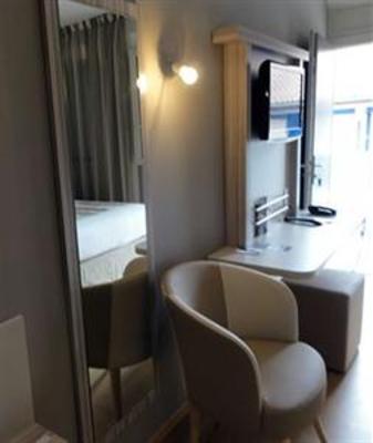 фото отеля Kyriad Toulouse Hotel Roques