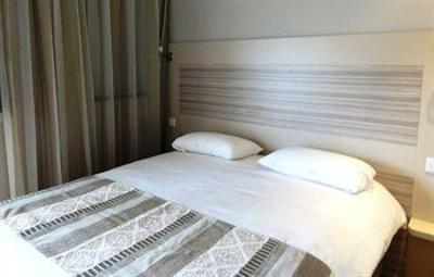 фото отеля Kyriad Toulouse Hotel Roques