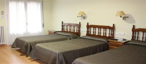 фото отеля Hostal Remigio