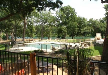 фото отеля Courtyard by Marriott New Braunfels River Village